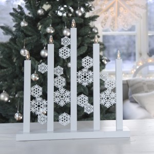 Lichterbogen „Schneeflocken“ 5-flammig weiß aus Holz, Design: Charlotte Falck