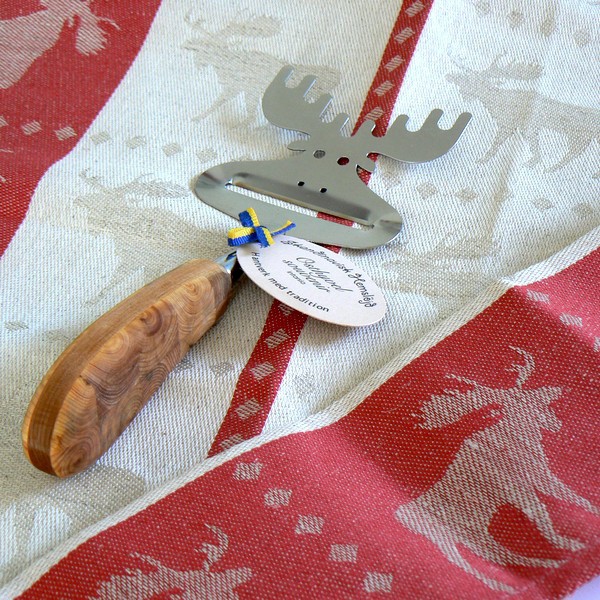 Geschenk-Set Küchenhandtuch Käsehobel Elch in rot